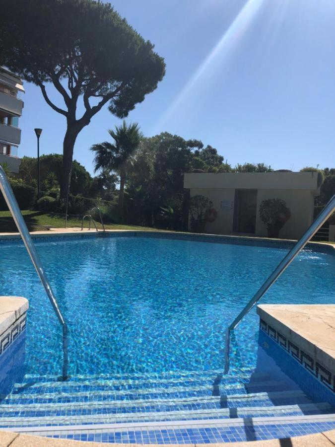 Ansa Beach Apartment - Cabopino, Marbella - Garden Level Luaran gambar